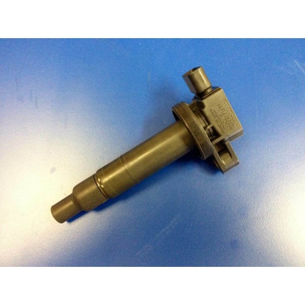 1 x Brand New GENUINE DENSO Ignition Coil for Toyota Yaris NCP90 NCP91 NCP93