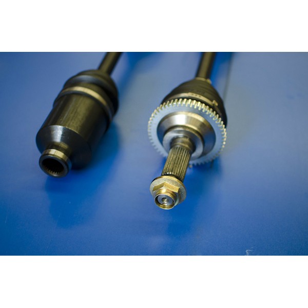 1 x Brand New CV Drive Shaft for Kia Carnival Manual Transmission 99-06